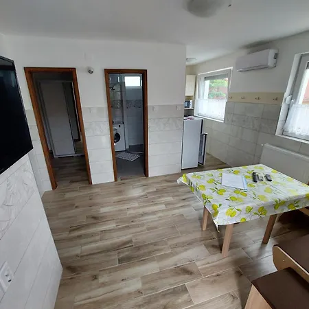 Muskátli Lux Apartmán *